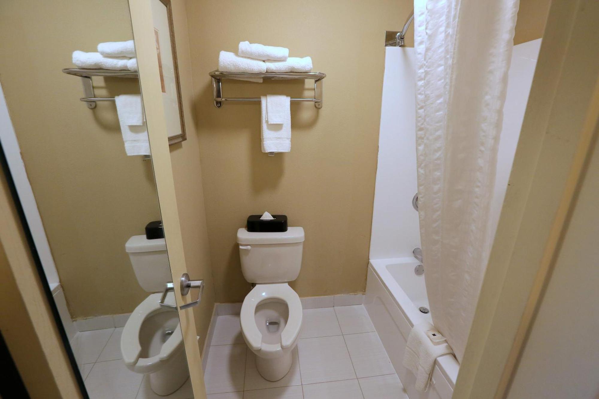 King Room - Disability Access/Non-Smoking,700359178:JPEG