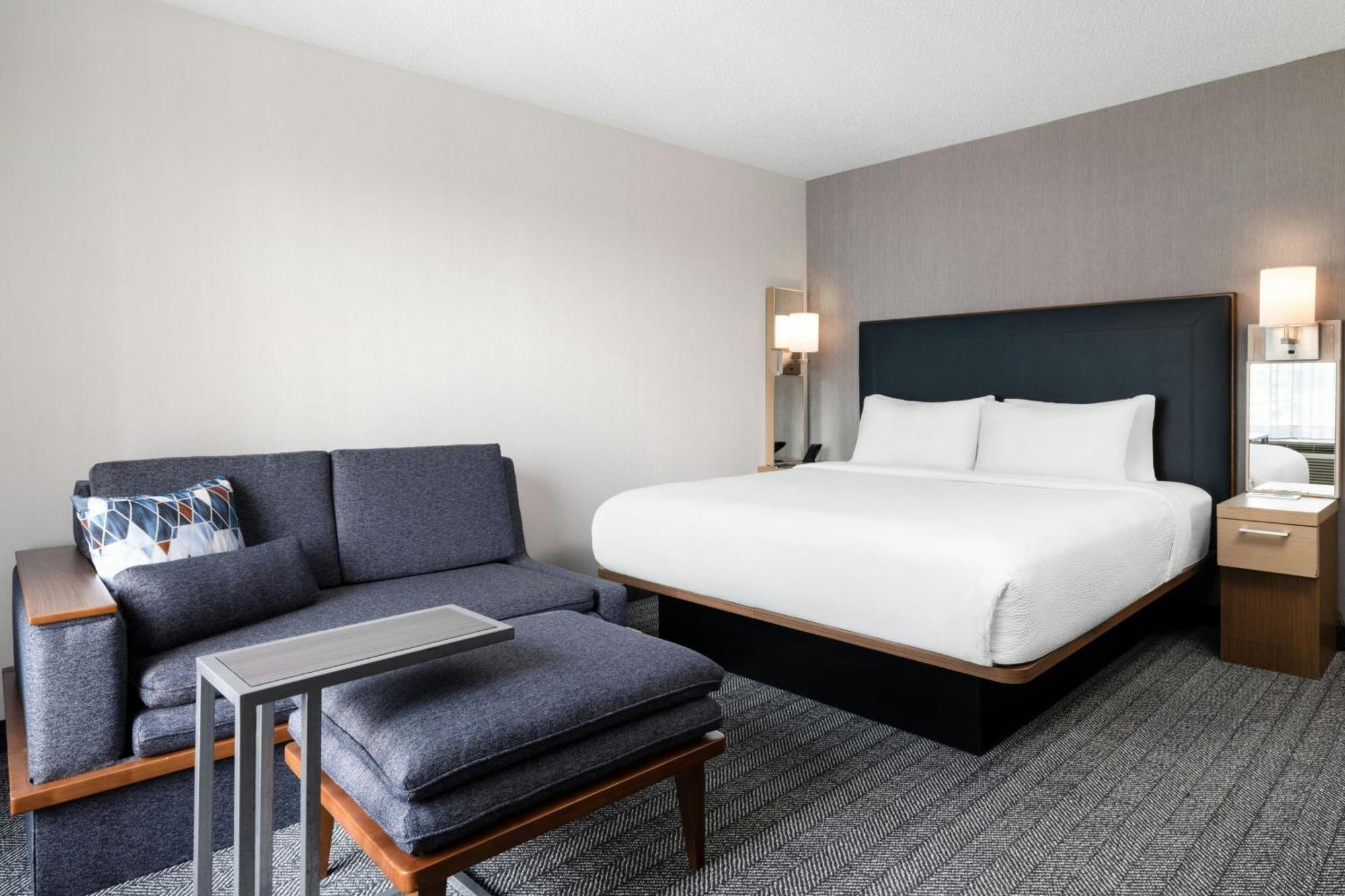King Room with Sofa Bed,1664658011:JPEG