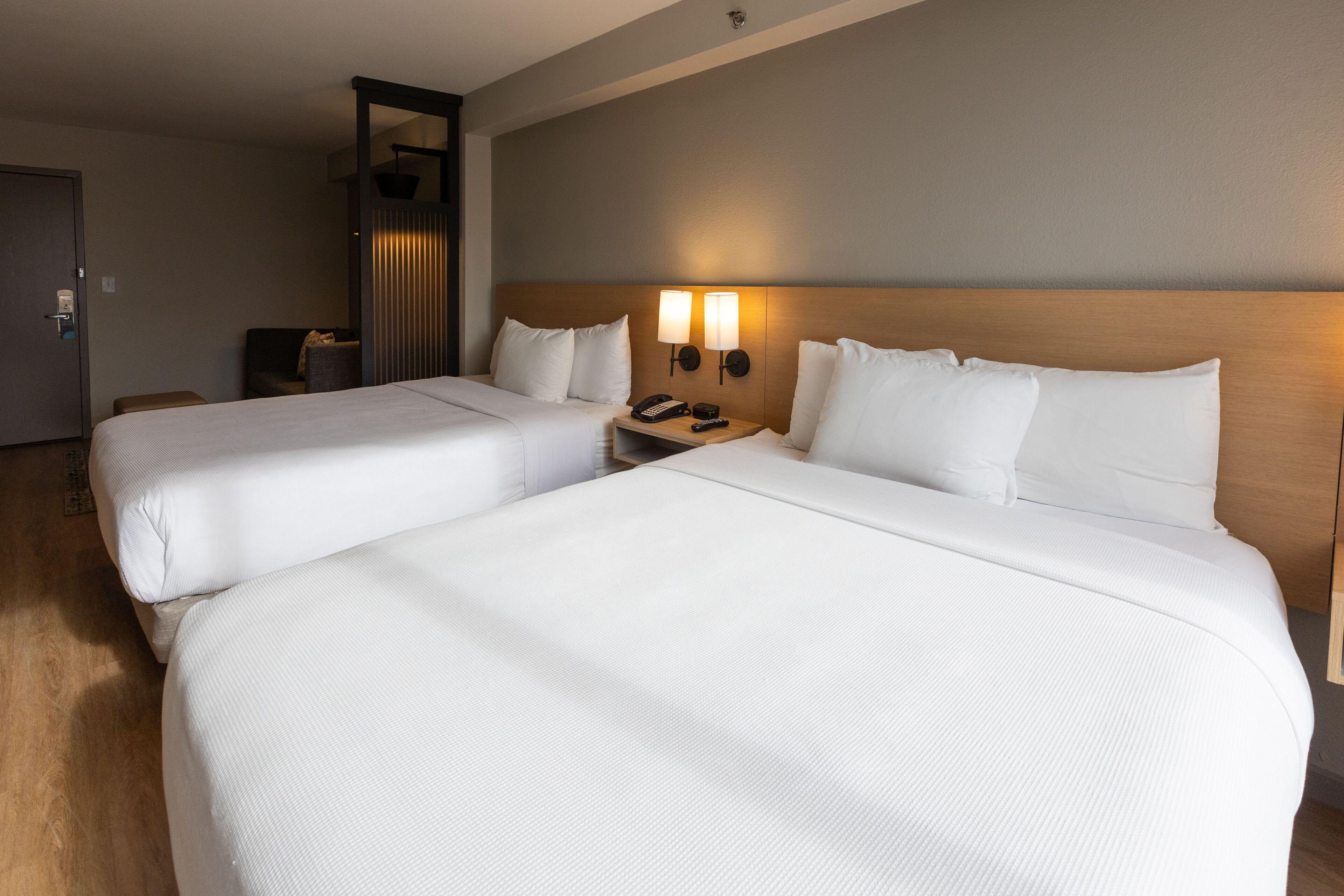 Double Room with Two Double Beds and Sofa bed - High Floor,1707761681:JPEG