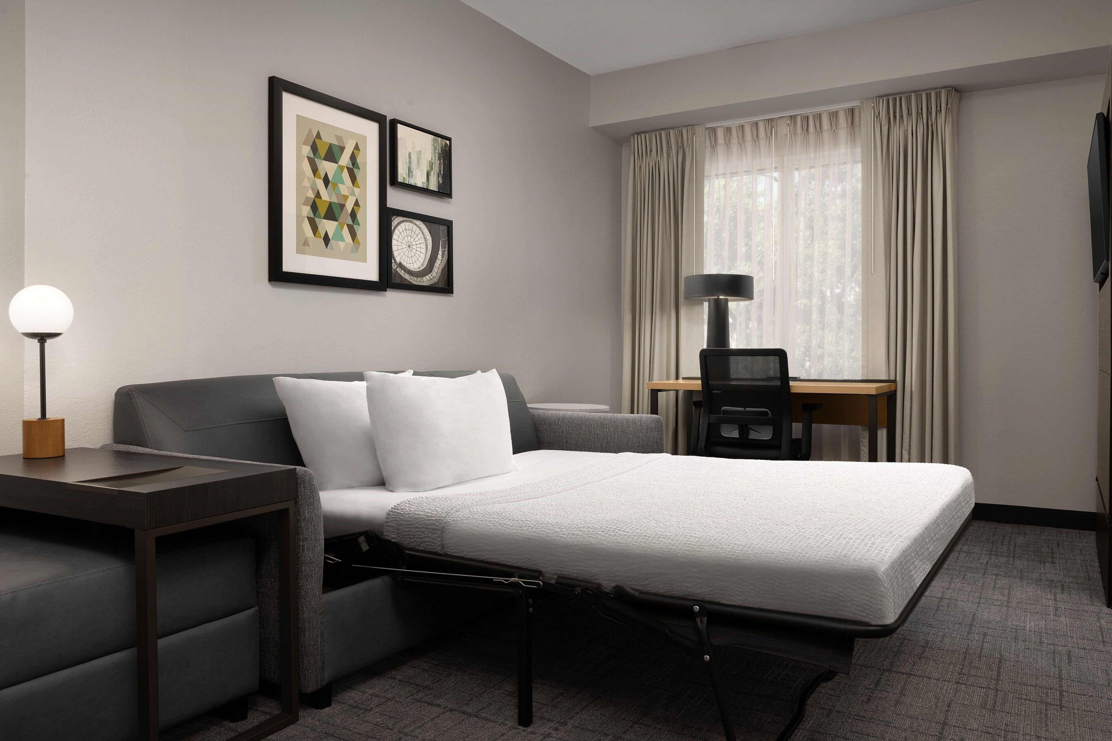 Two-Bedroom Suite with Fire Place,1709980971:JPEG