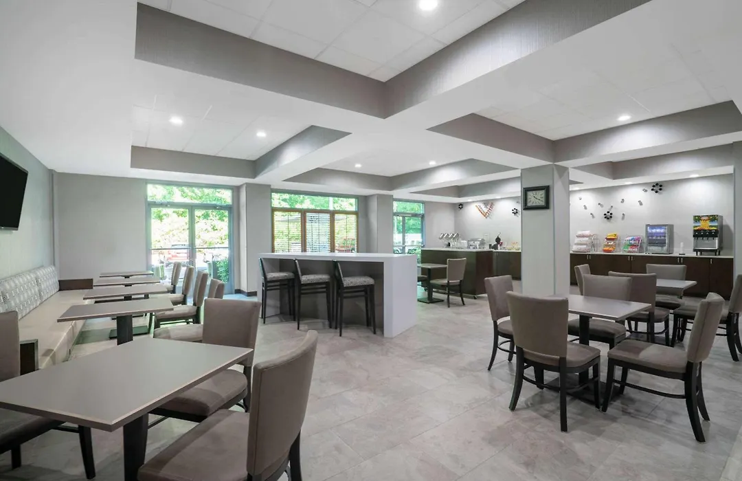 Wingate By Wyndham Charlotte Airport-1