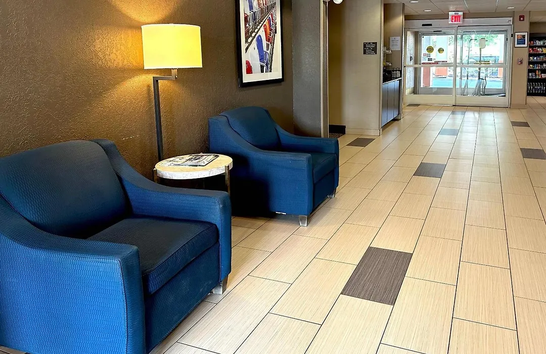 Charlotte Suites By Ihg-1