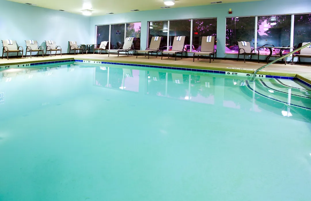 Holiday Inn Express Arrowood By Ihg-1
