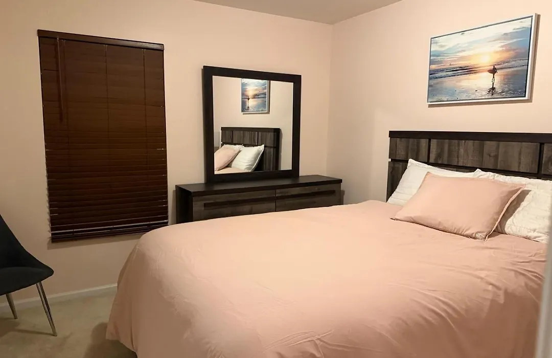 Beautiful Bed And Bath In Charlotte-1