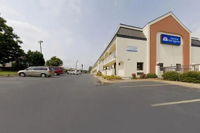 Budget Inn Charlotte-1