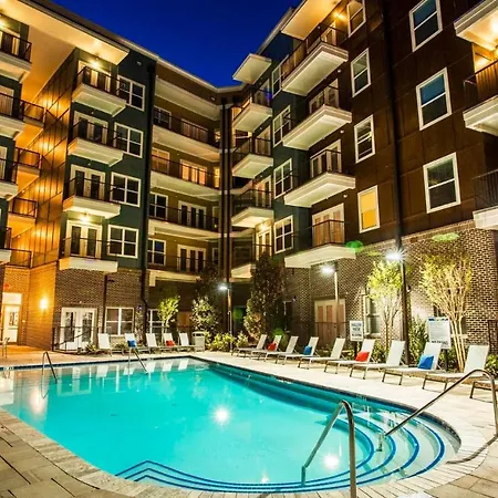 Premium Apartments And Studios At Midtown 205 In Charlotte-3