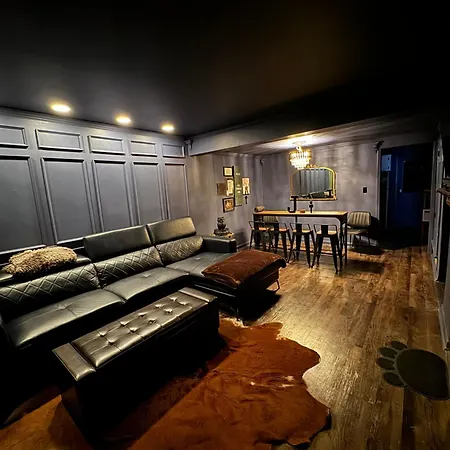 Luxurious Getaway At Js Place-3