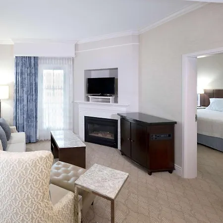 Hampton Inn & Suites South Park At Phillips Place-2