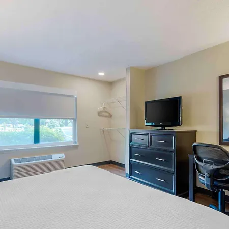 Extended Stay America Select Suites - Charlotte - University Place - E Mccullough Dr-2