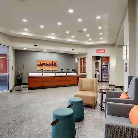 Drury Inn & Suites Charlotte Arrowood-2