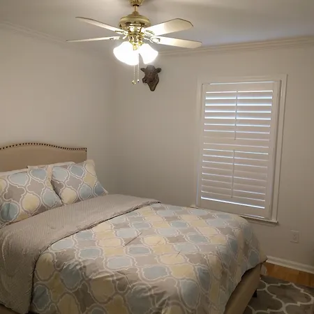 University City Guest House-2