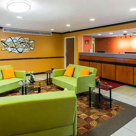 Studios & Suites 4 Less Charlotte-2