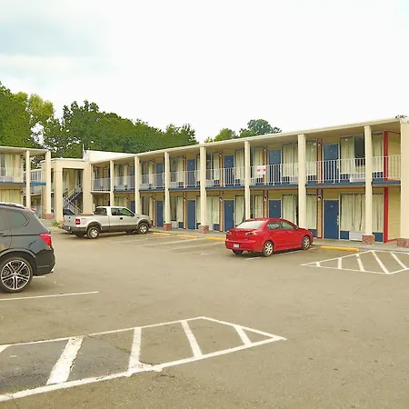 Economy Inn - Charlotte-3